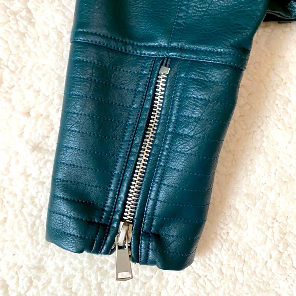 Sherpa Collar Moto Jacket - Picture 9 of 9
